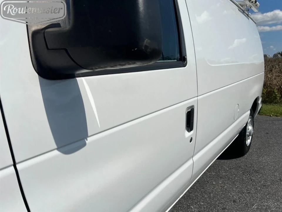 2013 Ford Econoline Van - Image 6 of 12
