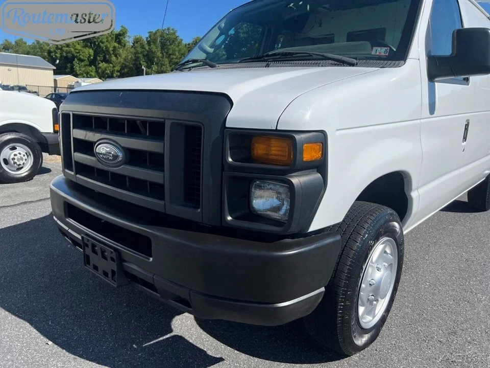 2013 Ford Econoline Van - Image 4 of 12