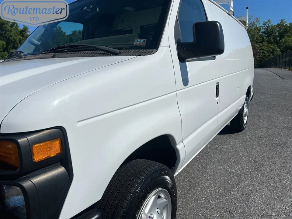 2013 Ford Econoline Van - Image 5 of 12