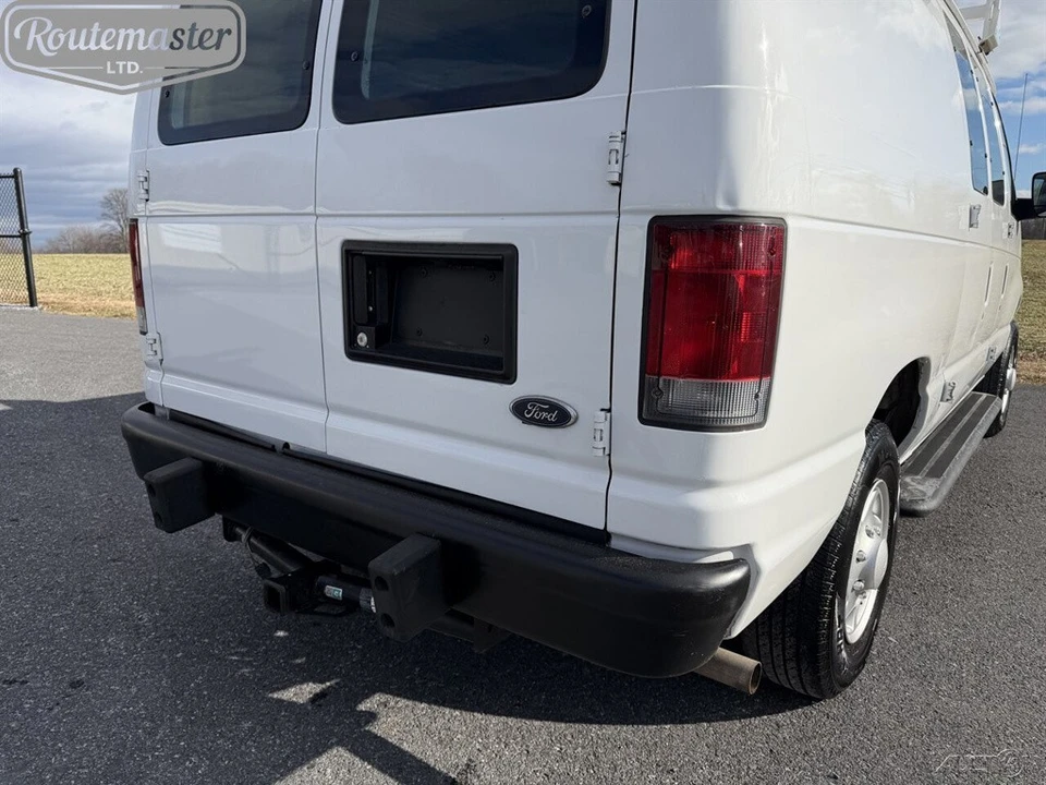 2013 Ford Econoline Van - Image 5 of 12