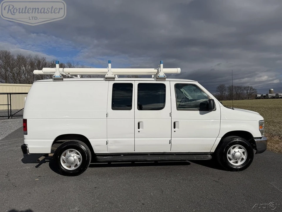 2013 Ford Econoline Van - Image 3 of 12