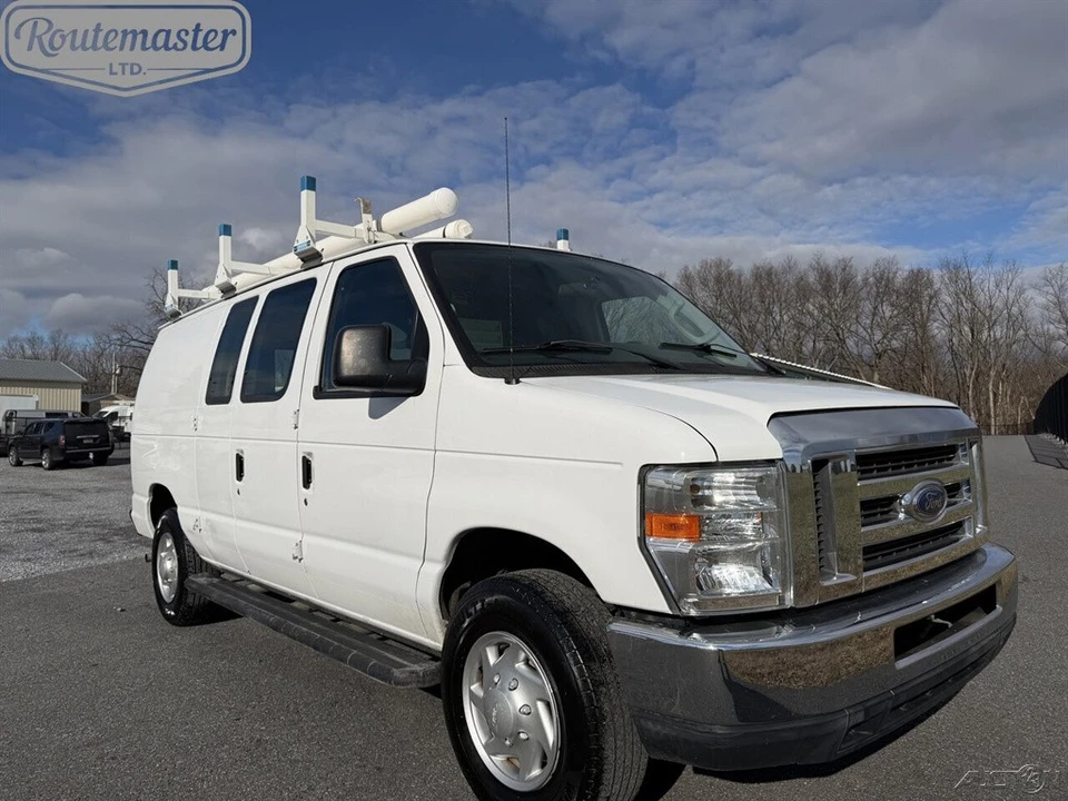 2013 Ford Econoline Van - Image 2 of 12