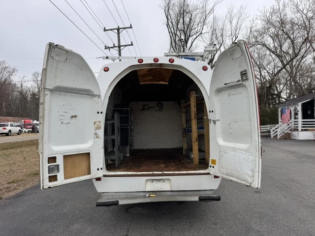 2013 Ford Econoline Van - Image 15 of 16