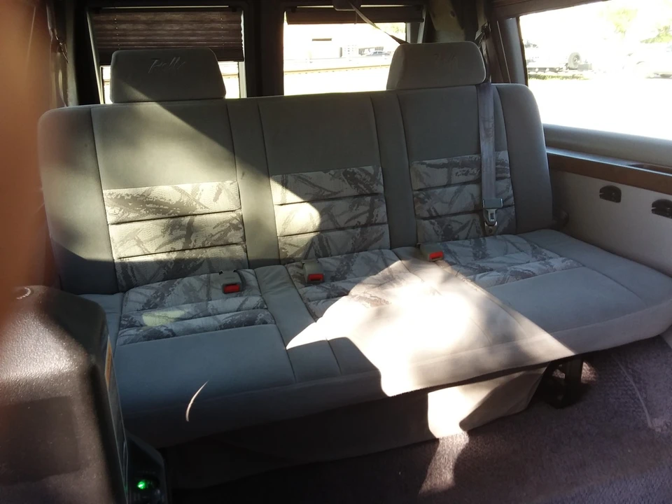 2013 Ford Econoline Van - Image 21 of 21