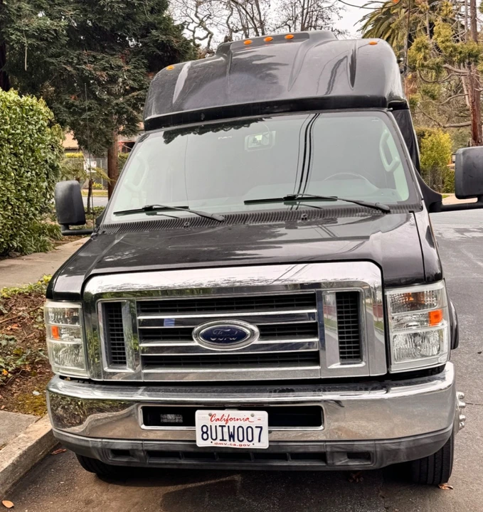 2013 Ford Econoline Van - Image 2 of 21