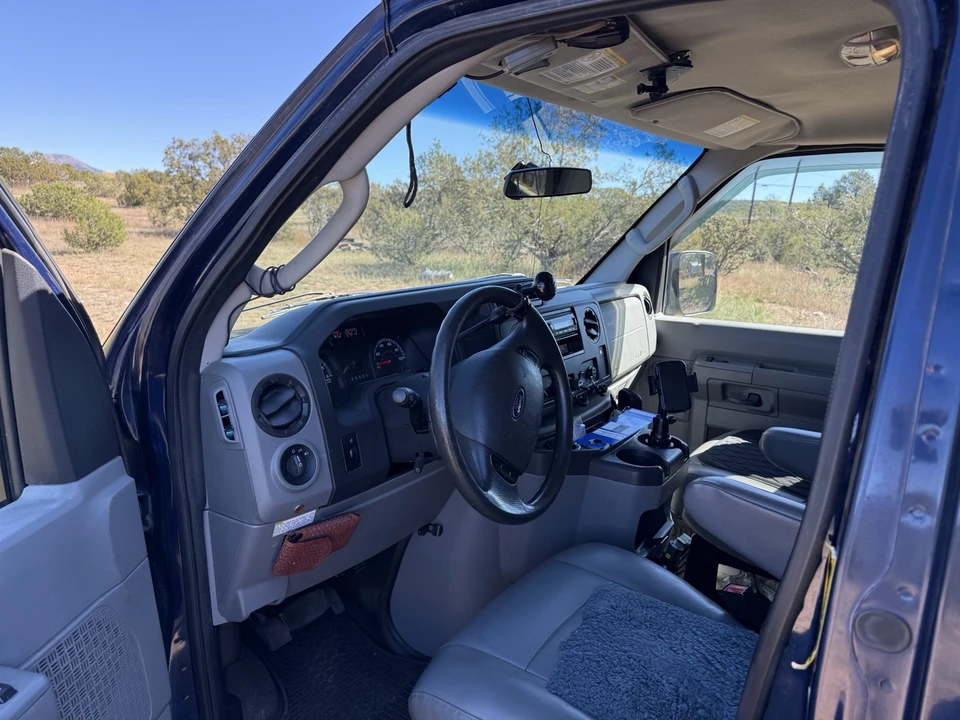 2013 Ford Econoline Van - Image 16 of 21