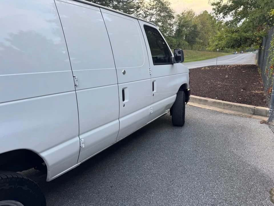 2013 Ford Econoline Van - Image 6 of 15