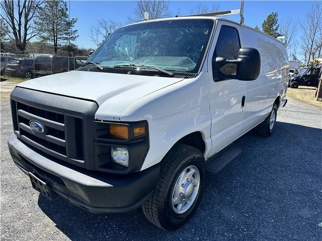 2013 Ford Econoline Van - Image 11 of 20