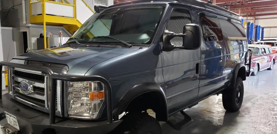 2013 Ford Econoline Van - Image 10 of 12
