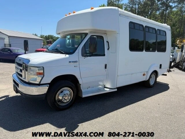 2013 Ford Econoline Van - Image 2 of 26