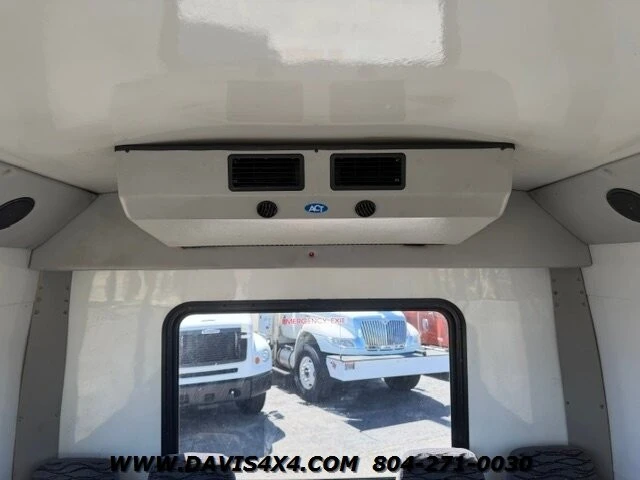2013 Ford Econoline Van - Image 24 of 26