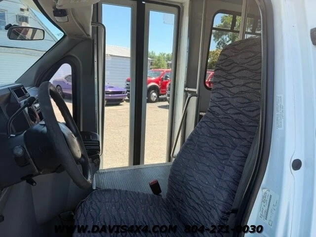2013 Ford Econoline Van - Image 12 of 26