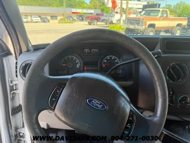 2013 Ford Econoline Van - Image 13 of 26