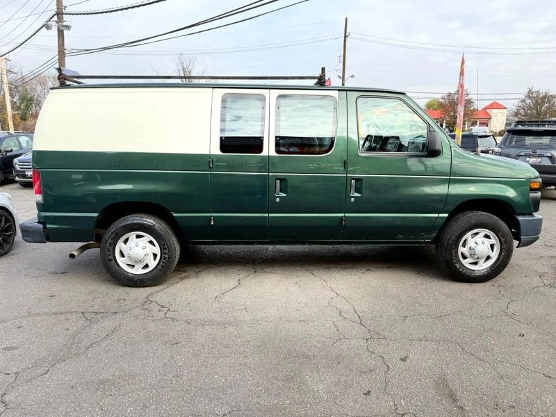 2013 Ford Econoline Van - Image 4 of 12