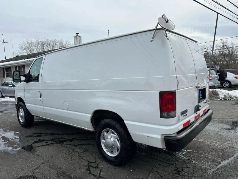 2013 Ford Econoline Van - Image 4 of 12