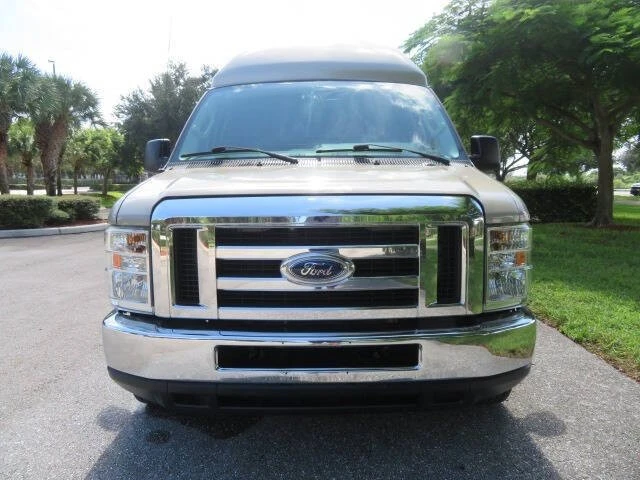2013 Ford Econoline Van - Image 12 of 12