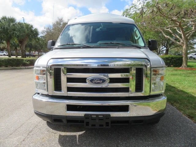 2013 Ford Econoline Van - Image 10 of 12