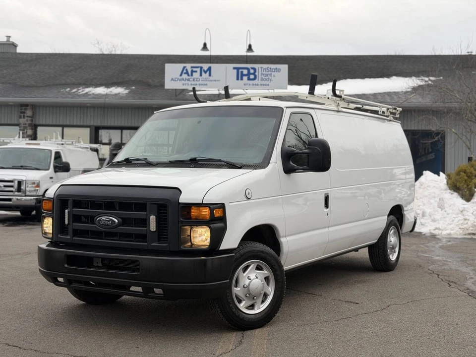2013 Ford Econoline Van - Image 2 of 21