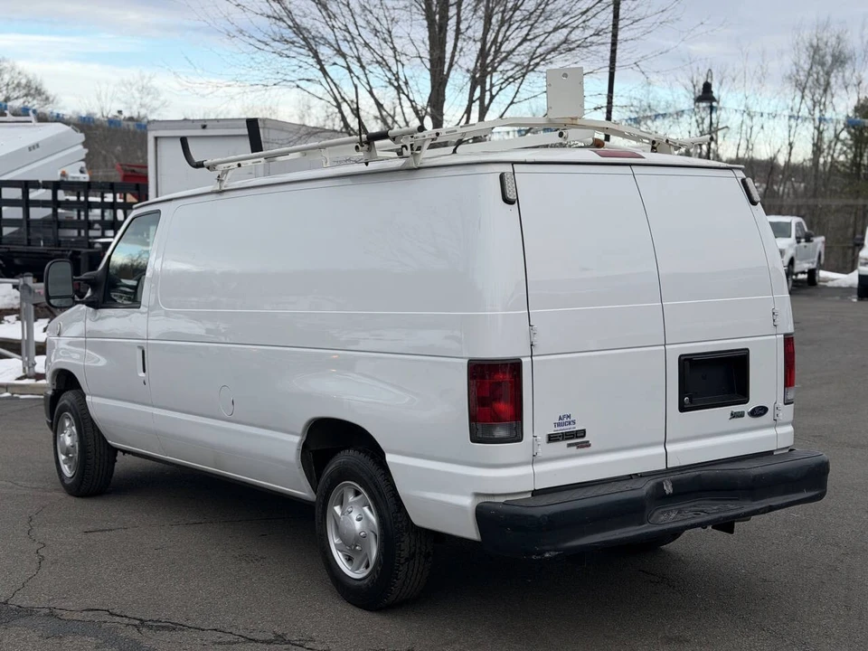 2013 Ford Econoline Van - Image 11 of 21
