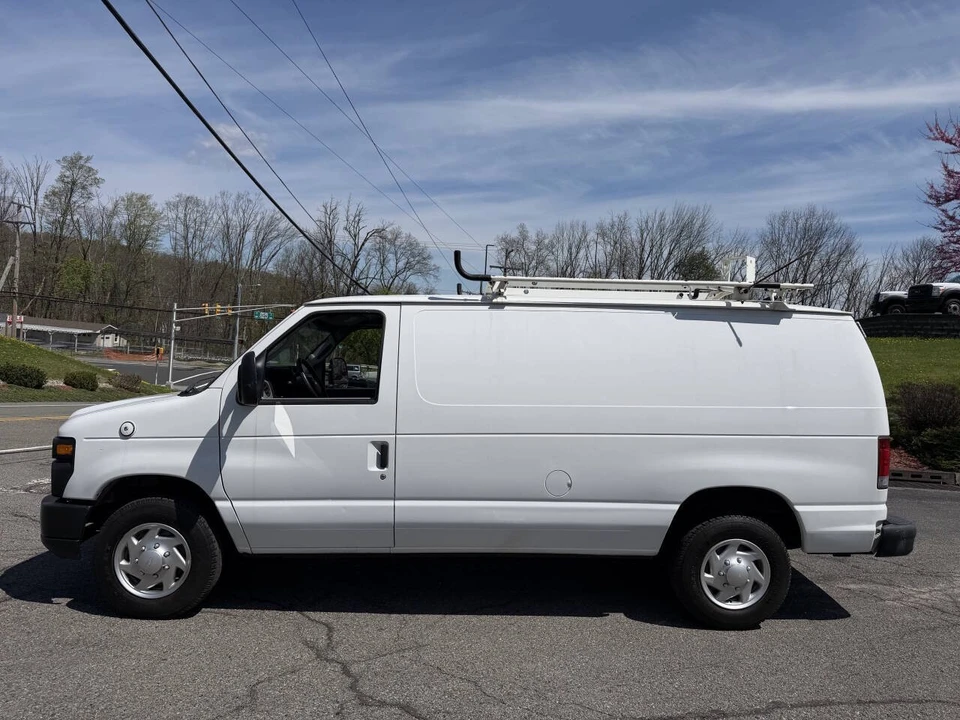 2013 Ford Econoline Van - Image 6 of 18