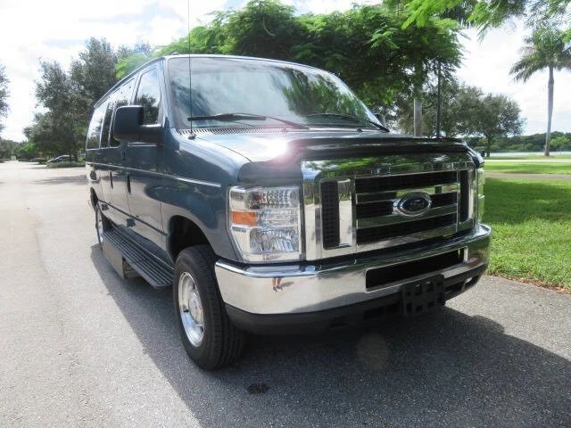 2013 Ford Econoline Van - Image 11 of 12