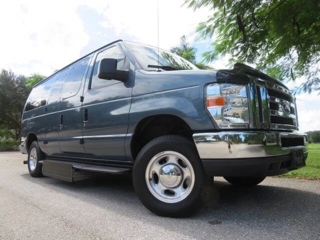 2013 Ford Econoline Van - Image 5 of 12