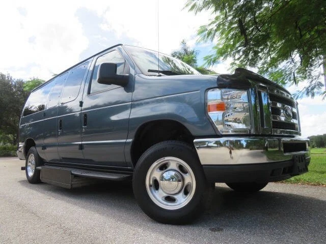 2013 Ford Econoline Van - Image 4 of 12