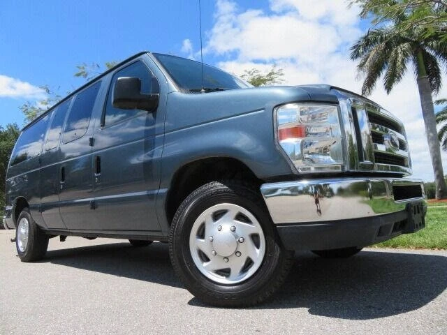 2013 Ford Econoline Van - Image 6 of 12