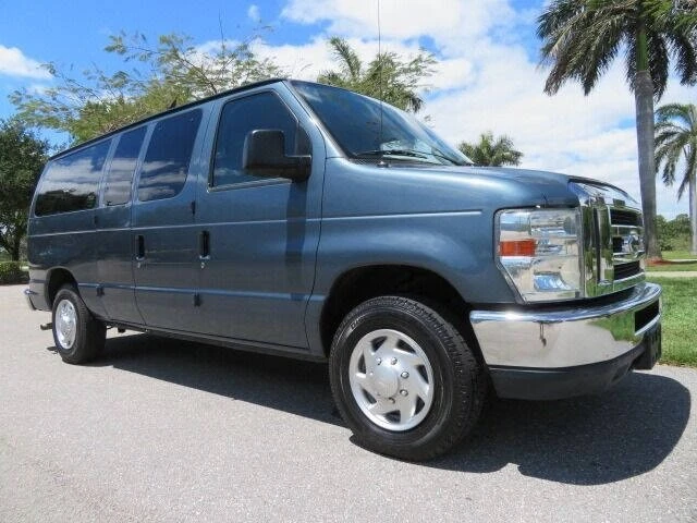 2013 Ford Econoline Van - Image 11 of 12