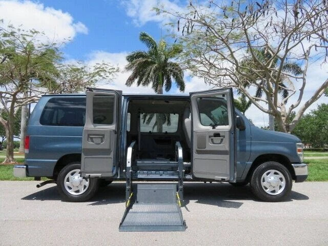 2013 Ford Econoline Van - Image 3 of 12