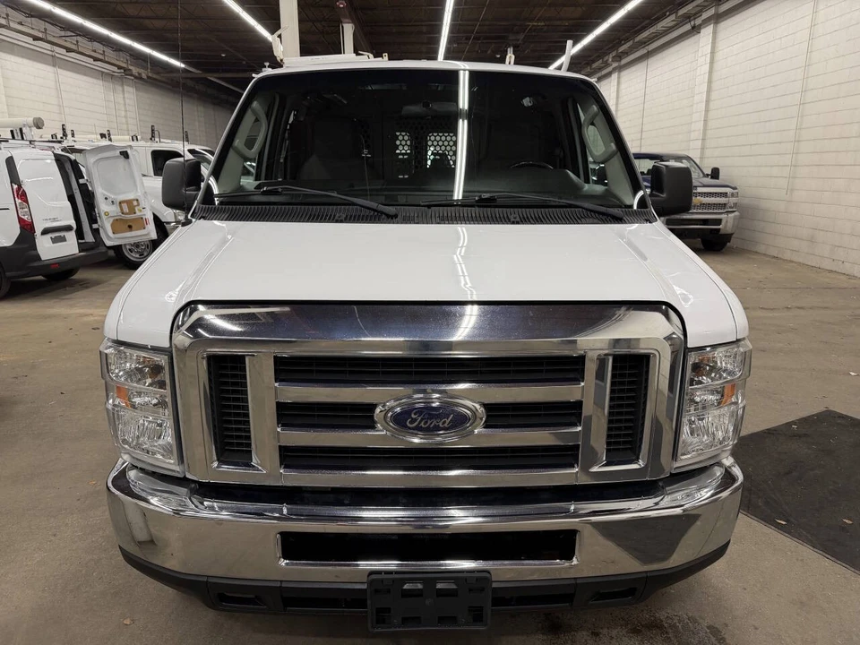 2013 Ford Econoline Van - Image 9 of 12