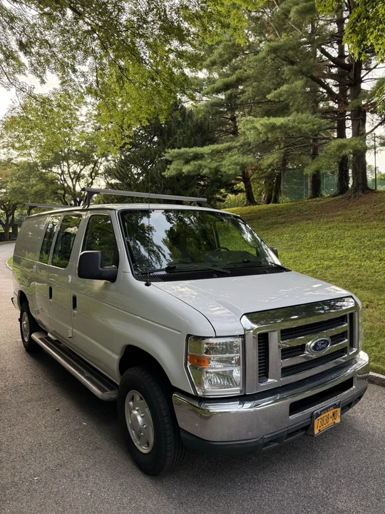 2013 Ford Econoline Van - Image 3 of 24