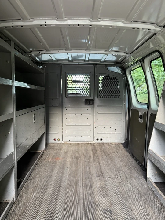 2013 Ford Econoline Van - Image 14 of 24