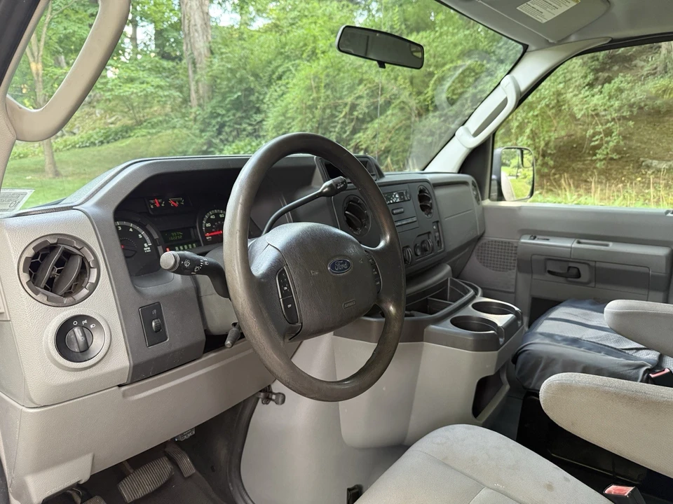 2013 Ford Econoline Van - Image 7 of 24