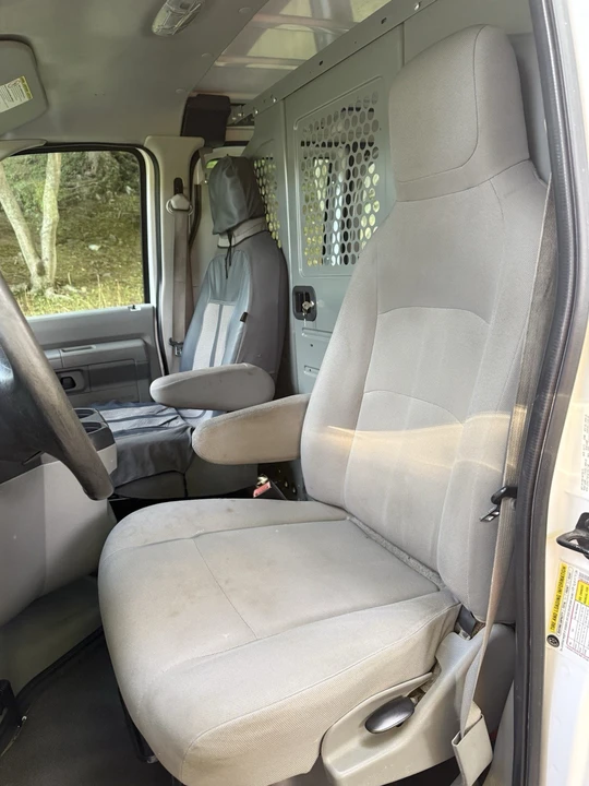 2013 Ford Econoline Van - Image 8 of 24