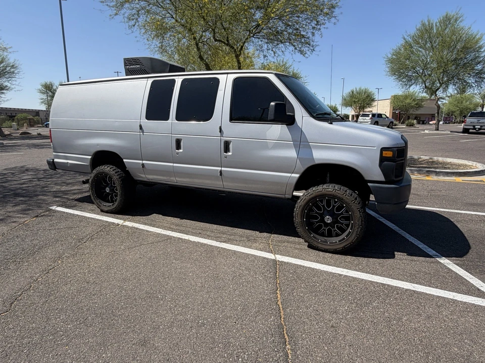 2013 Ford Econoline Van - Image 5 of 8