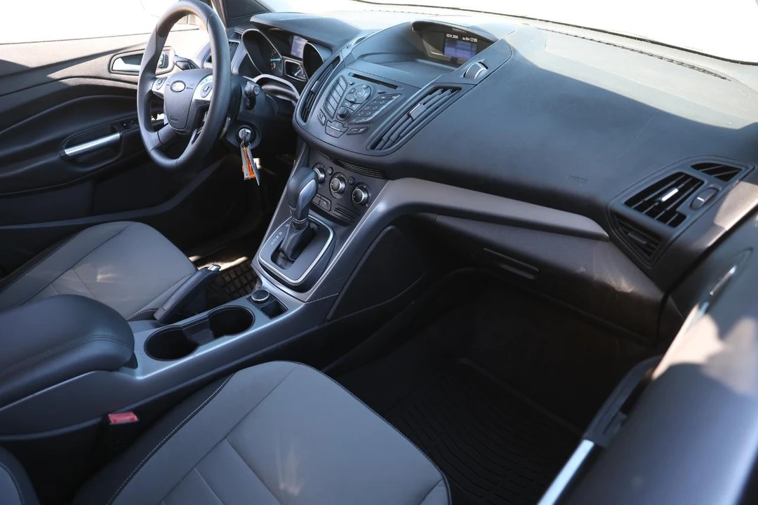 2013 Ford Escape - Image 16 of 21