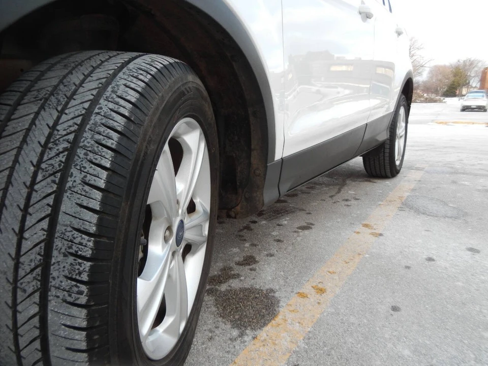 2013 Ford Escape - Image 15 of 21