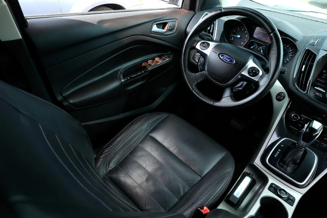 2013 Ford Escape - Image 20 of 21