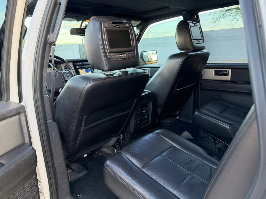 2013 Ford Expedition 3rd Gen - Image 10 of 21
