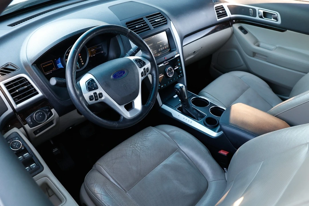2013 Ford Explorer 5th Gen - Image 4 of 12