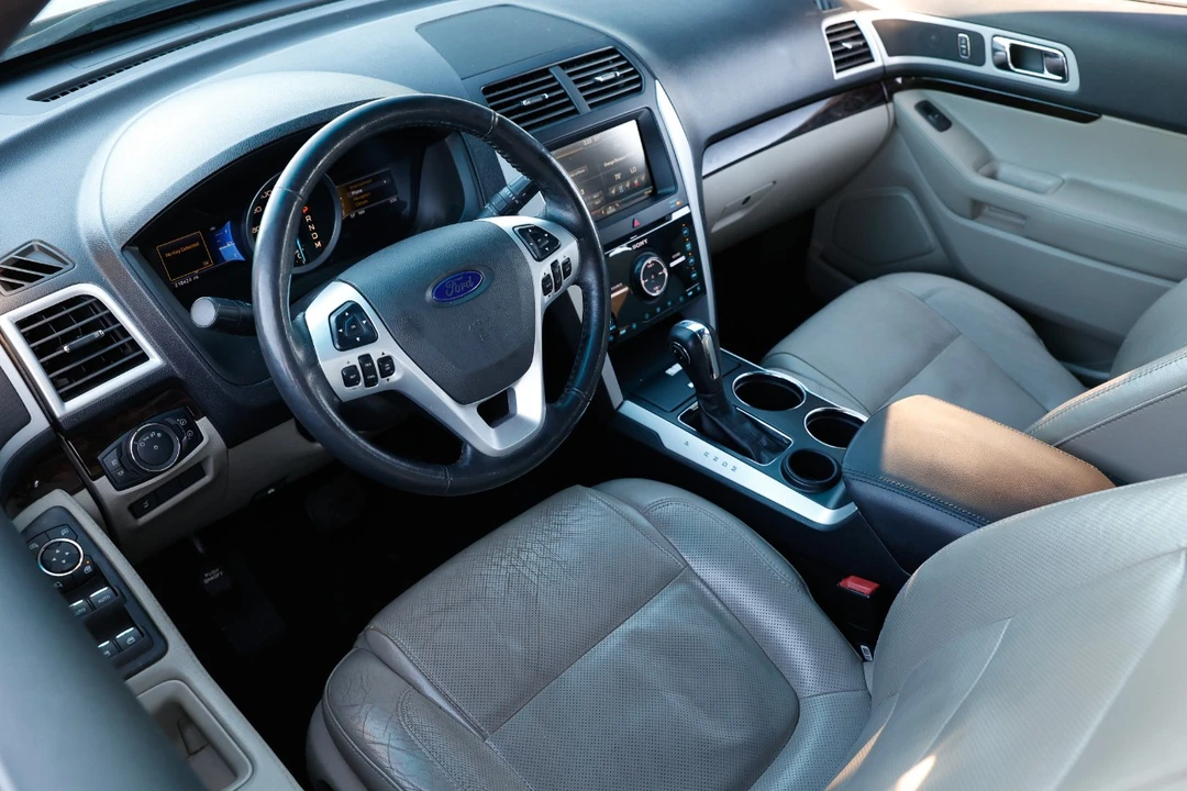 2013 Ford Explorer 5th Gen - Image 4 of 12