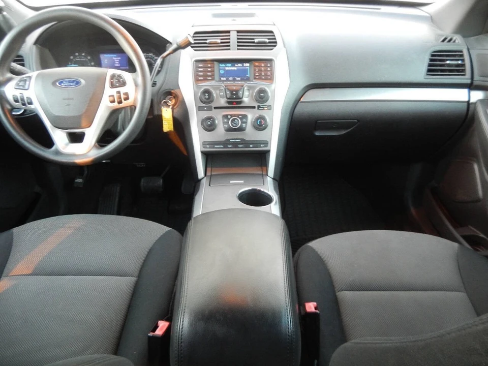 2013 Ford Explorer 5th Gen - Image 2 of 12