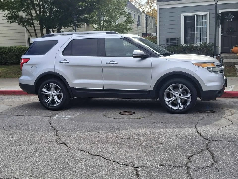 2013 Ford Explorer 5th Gen - Image 9 of 10