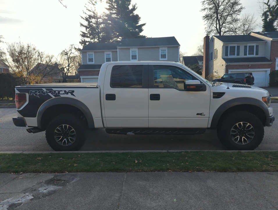 2013 Ford F-150 Raptor 12th Gen - Image 9 of 31