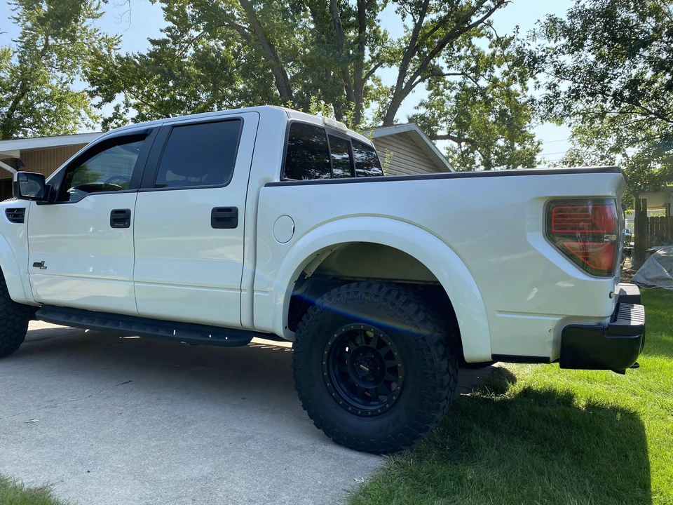 2013 Ford F-150 Raptor 12th Gen - Image 9 of 29