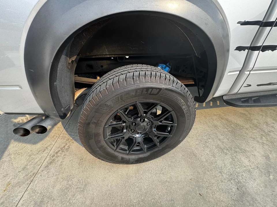 2013 Ford F-150 Raptor 12th Gen - Image 16 of 31