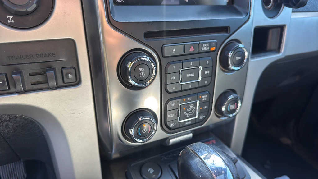 2013 Ford F-150 Raptor 12th Gen - Image 29 of 31