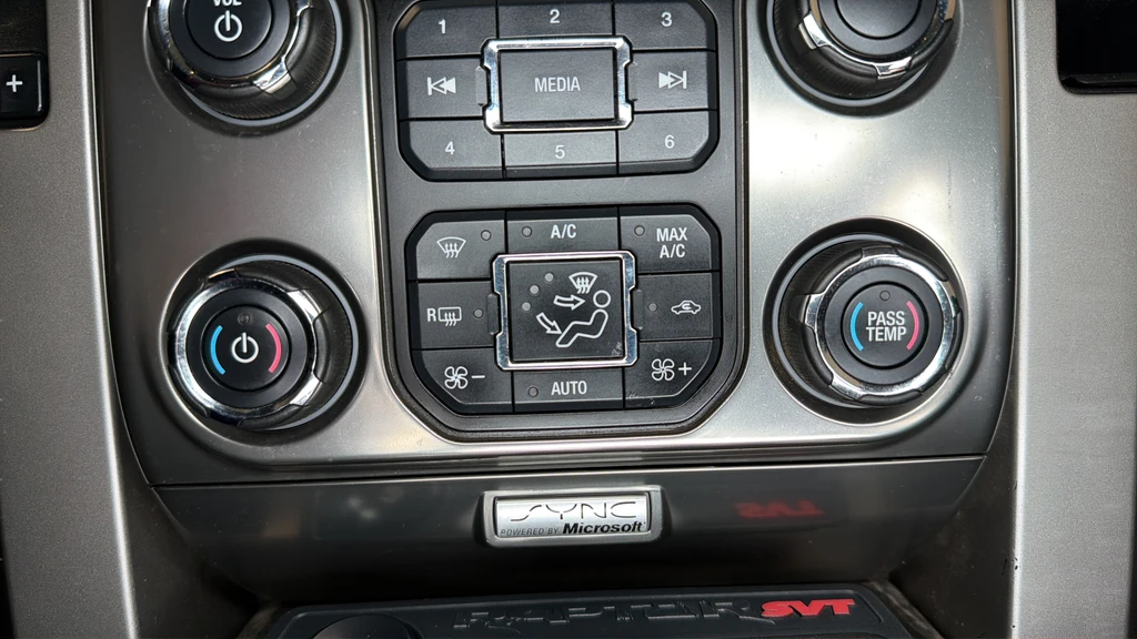 2013 Ford F-150 Raptor 12th Gen - Image 28 of 31