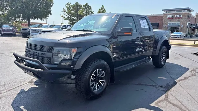 2013 Ford F-150 SVT Raptor Pickup 4D 5 1/2 ft